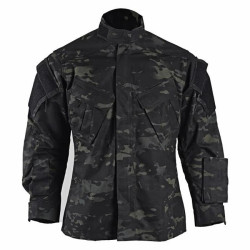 TACTICAL SHIRTS AND JACKETS