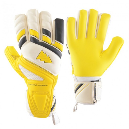 GOALKEEPER GLOVES